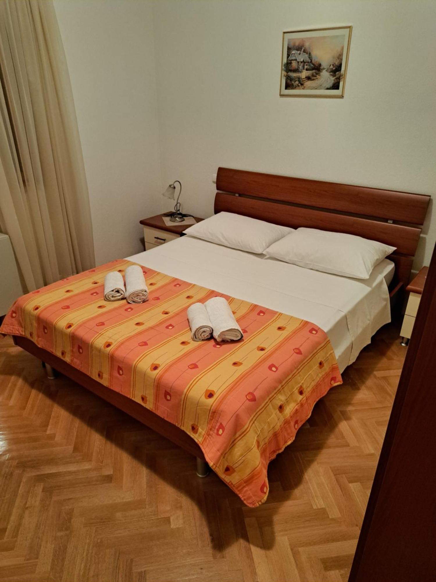 Apartment With Splendid Sea View Trogir Quarto foto