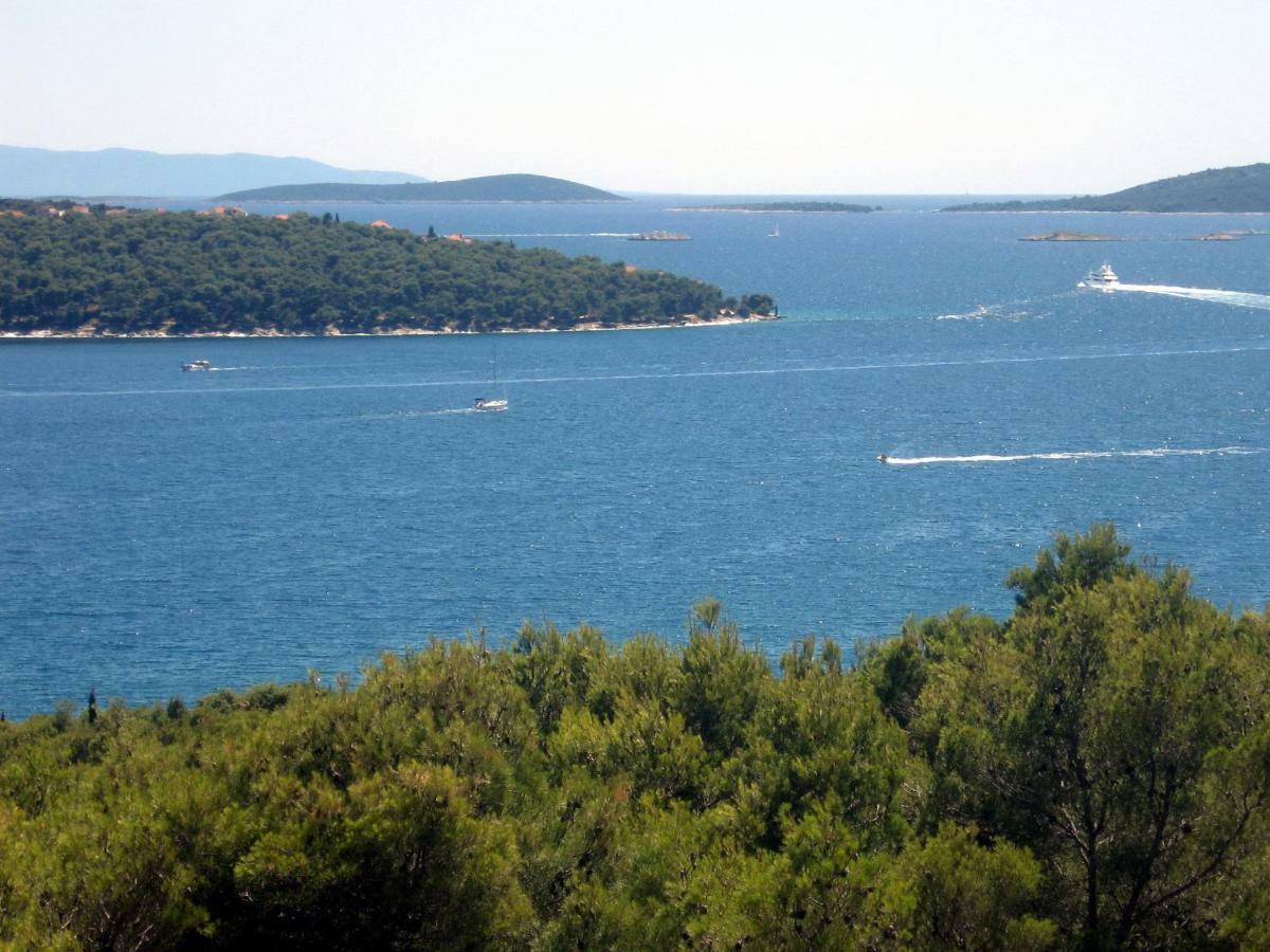 Apartment With Splendid Sea View Trogir Exterior foto